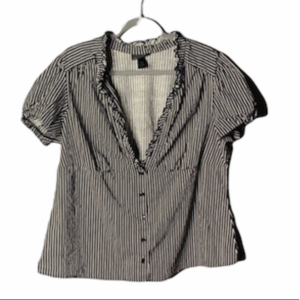 Lane Bryant Top 18/20 Black/White Button Down Short Sleeves V neck